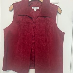 Coldwater creek embossed red suede vest size medium